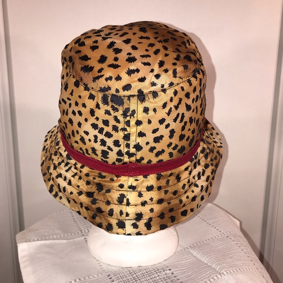 Reversible Red & Leopard Print Bucket Hat - Picture 6 of 14